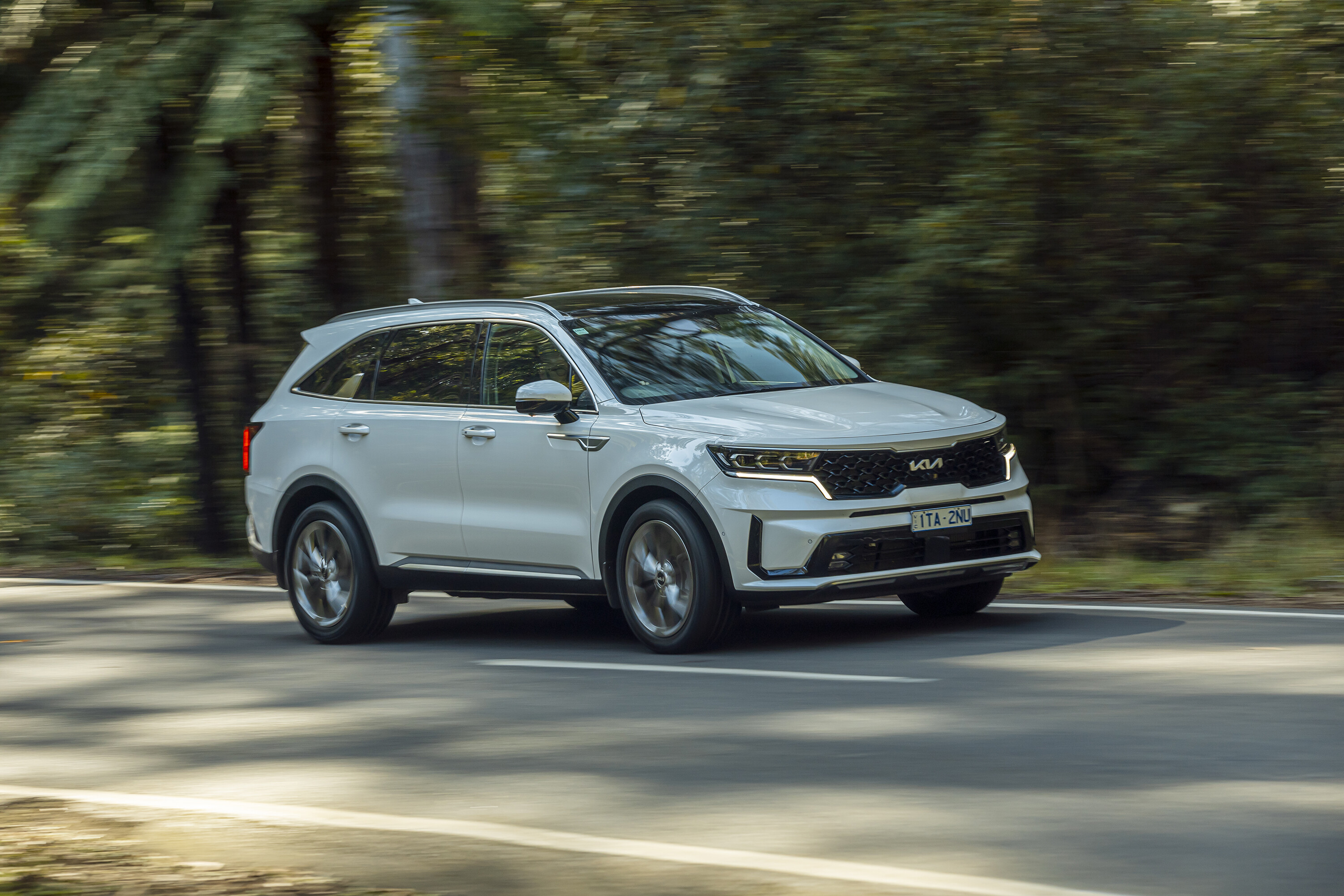 d3931f4c/2023 best large suv test kia sorento gt line diesel awd abrook 6 jpg