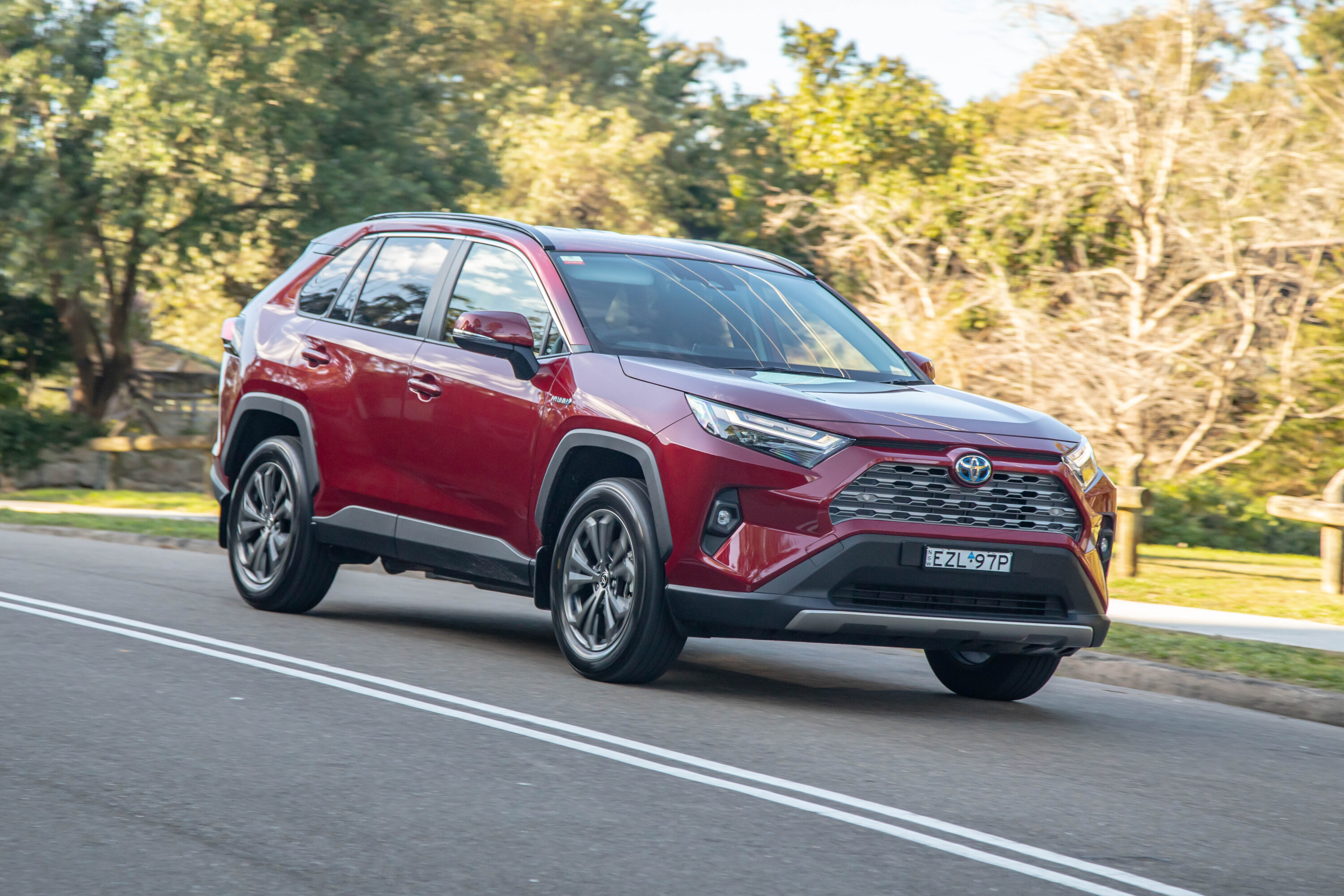 b49c17cd/2023 toyota rav4 gxl hybrid srawlings 230724 41 jpg